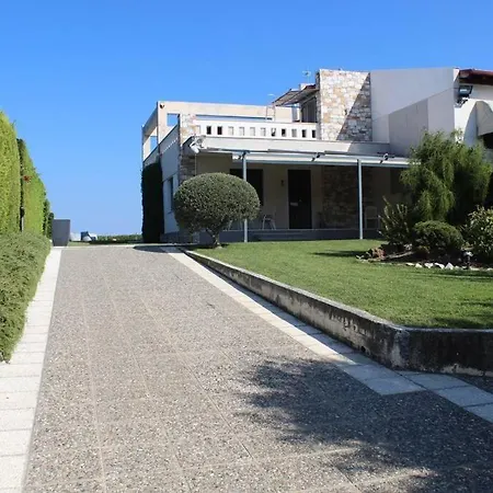 Elikon Luxury Villa