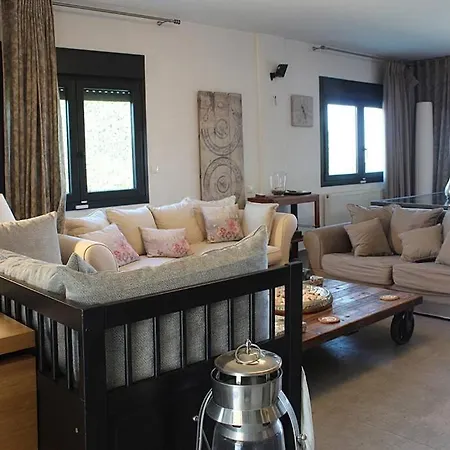 Elikon Luxury Villa
