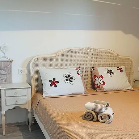 Elikon Luxury * Methoni (Pieria)
